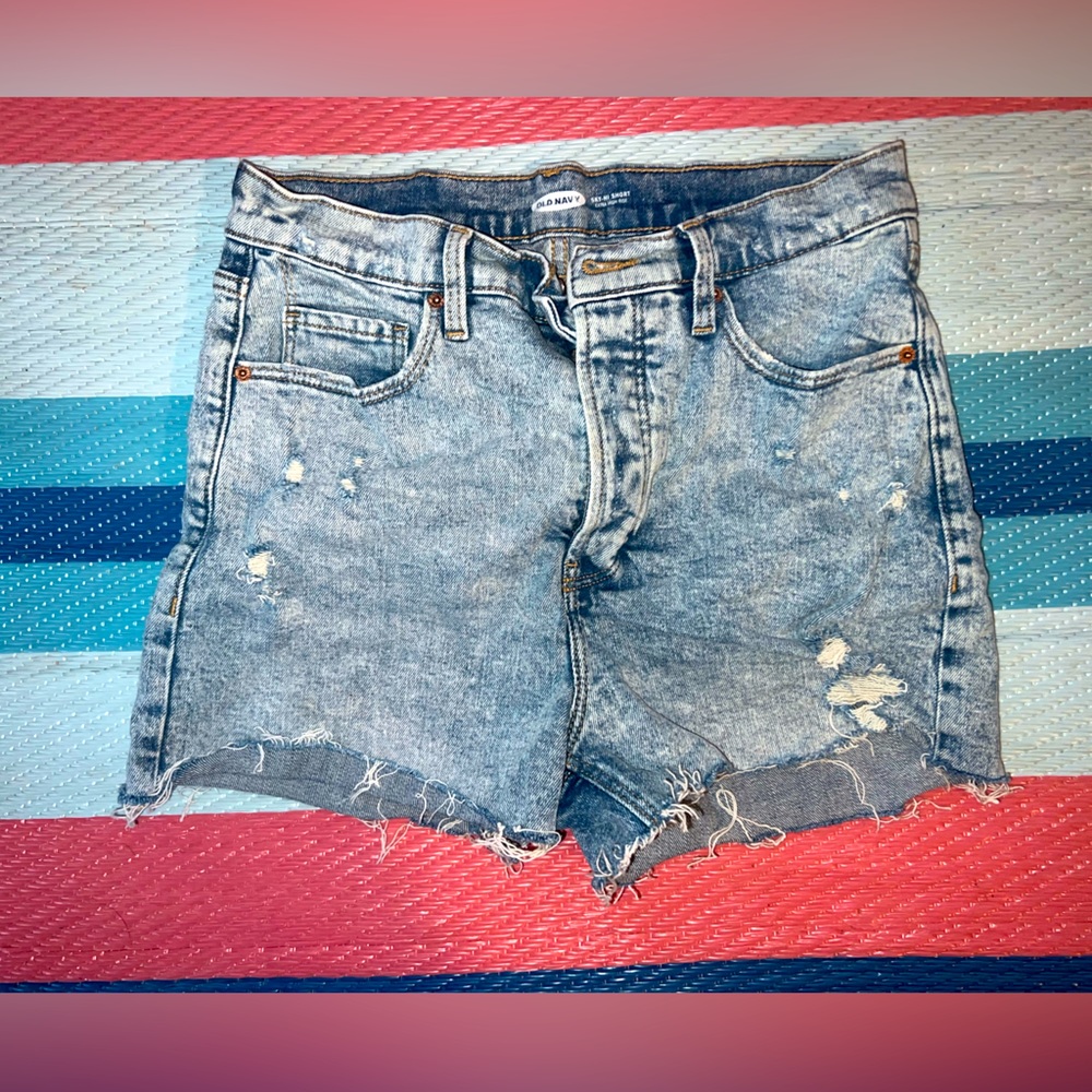 Size 10 Old Navy Sky Hi Shorts